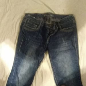 Dark denim jeans. Look great on.